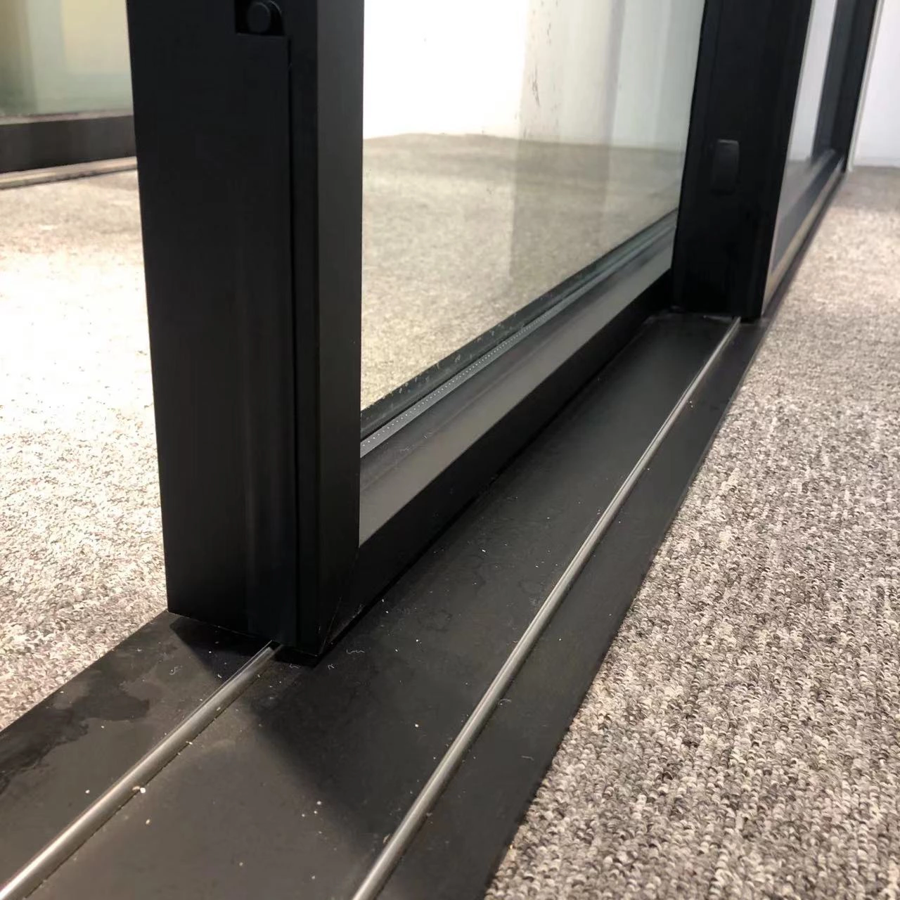 Exterior patio insulated aluminum sliding double glazed Low-E glass sliding doors